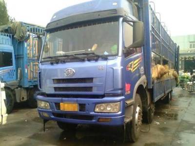 北鎮(zhèn)誠(chéng)信二手貨車(chē) 解放捍威J5 260馬力前四后八精品車(chē)源，錦州地區(qū)專業(yè)銷(xiāo)售